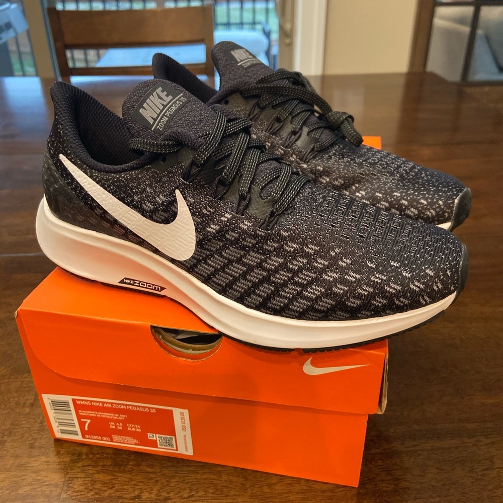 Women’s Nike air zoom size 6.5